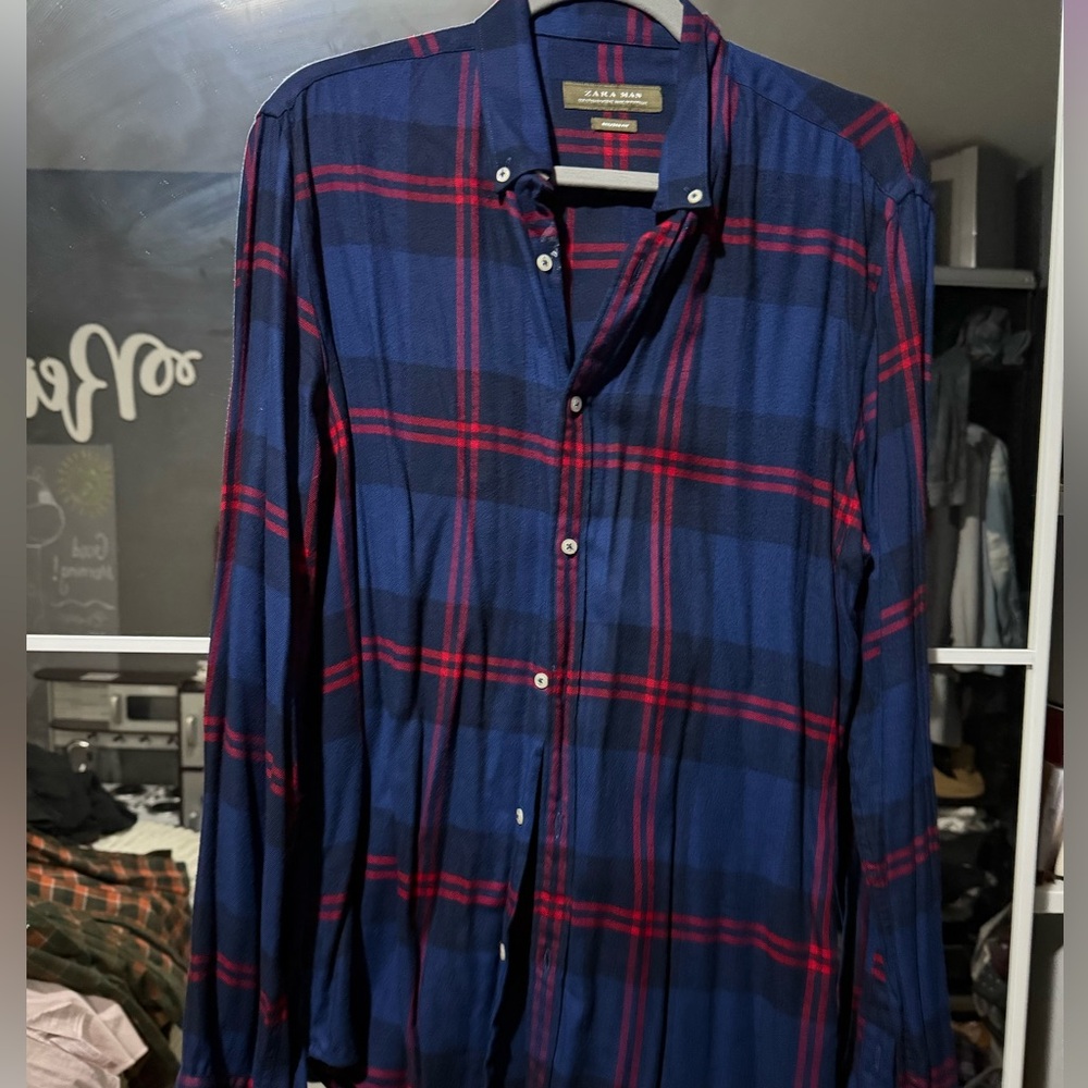 Navy and red plaid shirt #plaidshirt